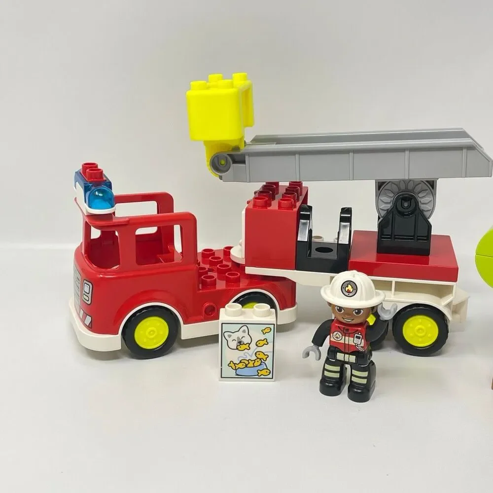 Lego duplo fire